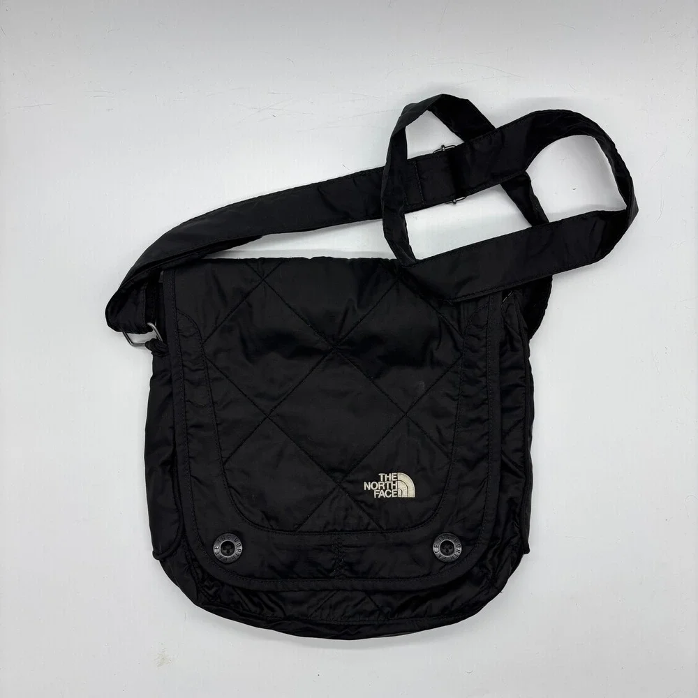 The North Face Black Quilted Messenger Bag Crossbody Shoulder Travel Satchel